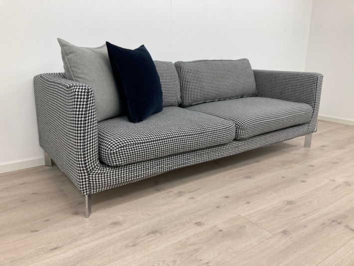 Nyrenset | Romslig 3-seter sofa